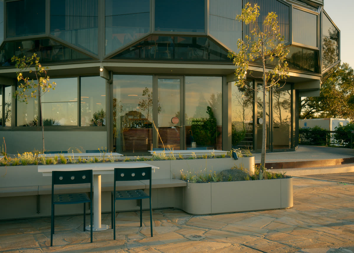 Rooftop terrace at dusk, Lunetta